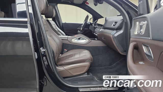 Mercedes-Benz GLS-Class 2022 — photo 16