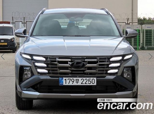 Hyundai Tucson 2025 — photo 1
