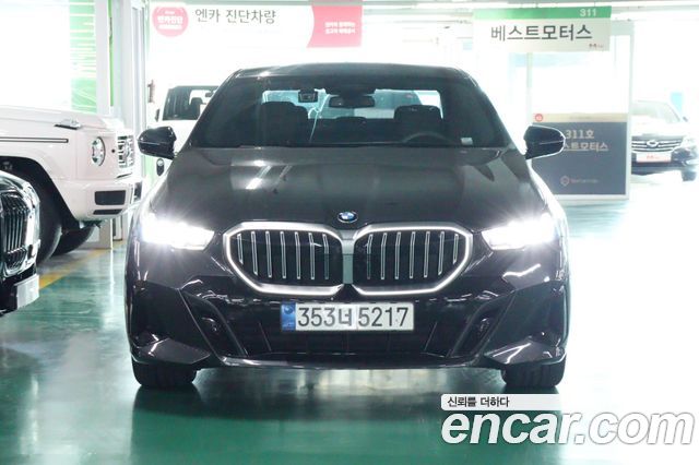 BMW 5-Series 2024 — photo 3