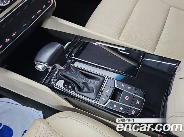 Kia K7 2016 — photo 9