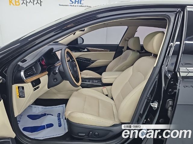 Kia K7 2016 — photo 12