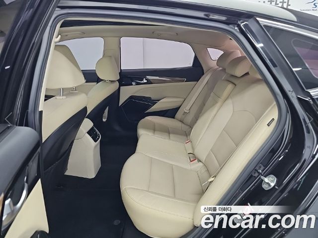 Kia K7 2016 — photo 13