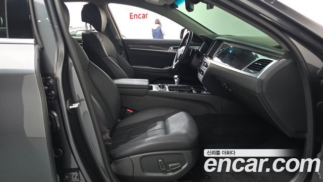 Genesis G80 2020 — photo 11