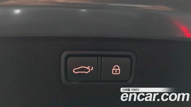 Genesis G80 2020 — photo 18