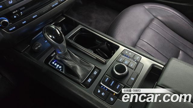 Hyundai Genesis 2014 — photo 9