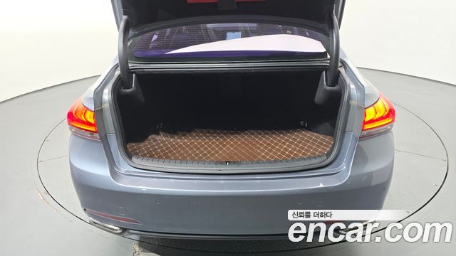 Hyundai Genesis 2014 — photo 17