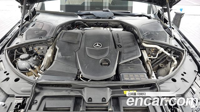 Mercedes-Benz S-Class 2021 — photo 6