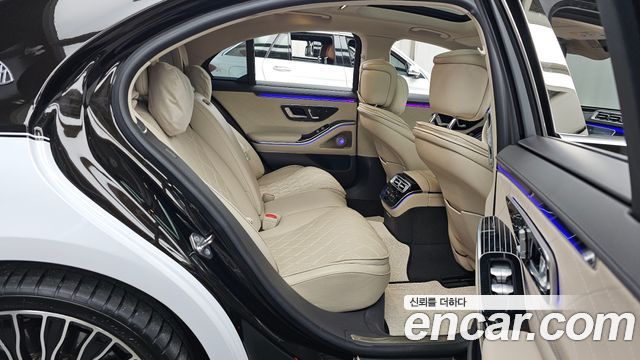 Mercedes-Benz S-Class 2021 — photo 11