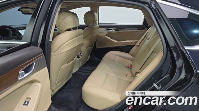 Genesis G80 2020 — photo 11