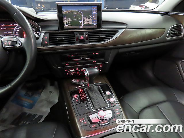 Audi A6 2015 — photo 18