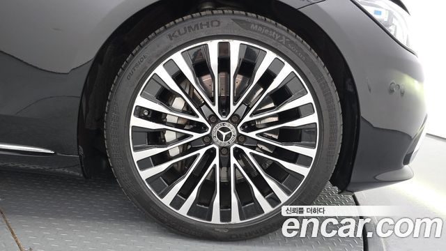 Mercedes-Benz S-Class 2021 — photo 5