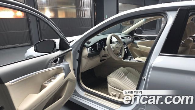 Genesis G70 2022 — photo 13