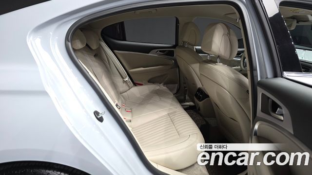 Genesis G70 2022 — photo 18