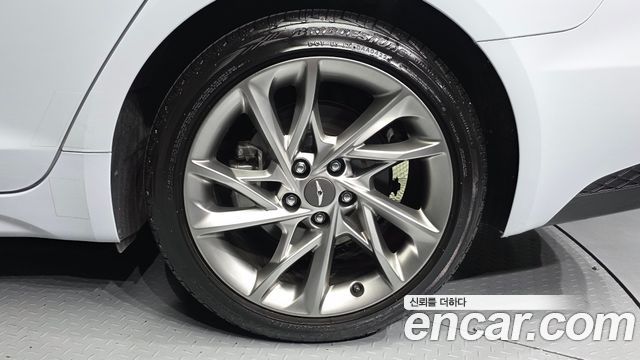 Genesis G70 2022 — photo 7