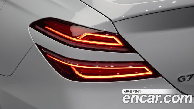 Genesis G70 2022 — photo 9