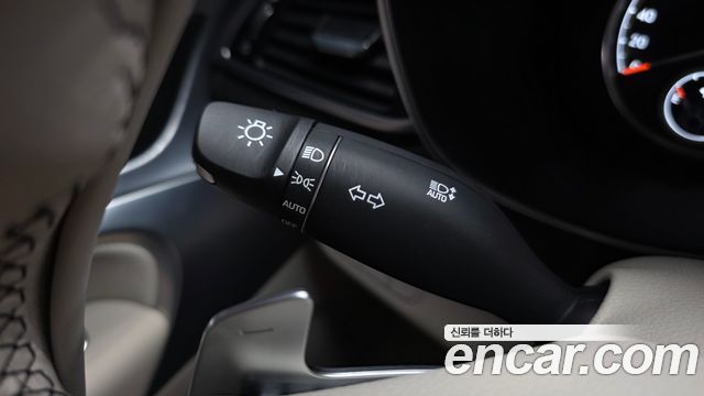 Genesis G70 2022 — photo 27