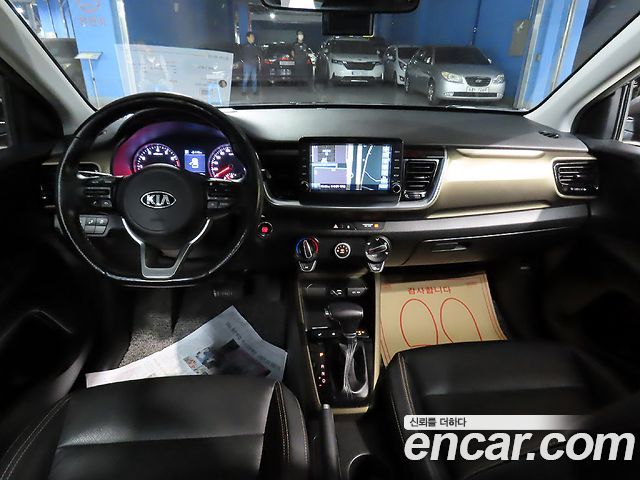 Kia Stonic 2020 — photo 5