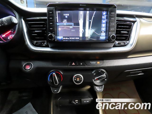 Kia Stonic 2020 — photo 12