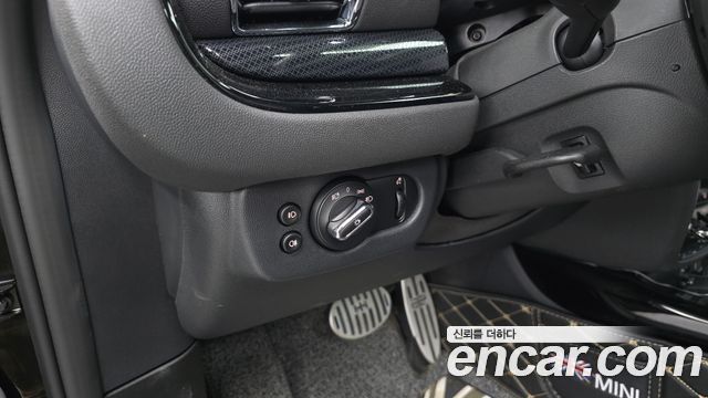 Mini Clubman 2024 — photo 25