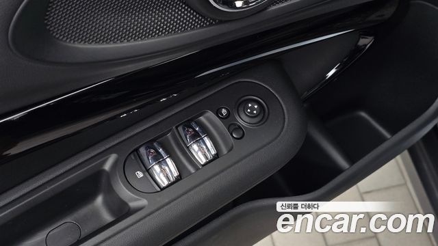 Mini Clubman 2024 — photo 27
