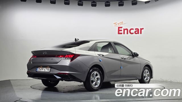 Hyundai AVANTE 2023 — photo 2