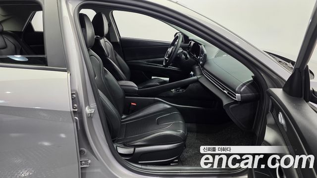Hyundai AVANTE 2023 — photo 17