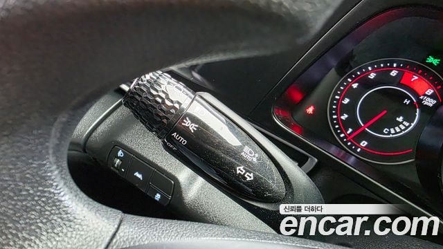 Hyundai AVANTE 2023 — photo 25
