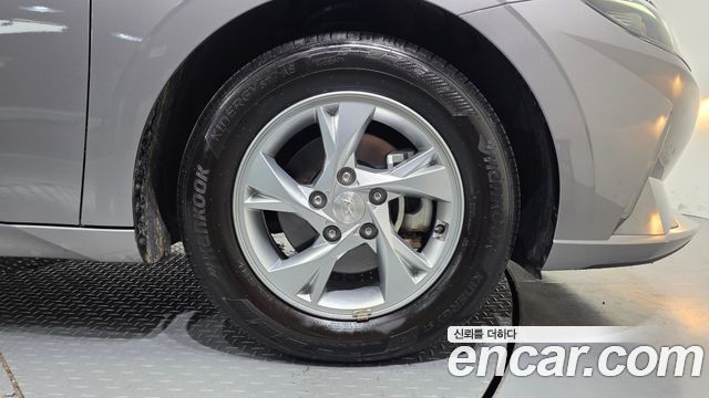 Hyundai AVANTE 2023 — photo 7