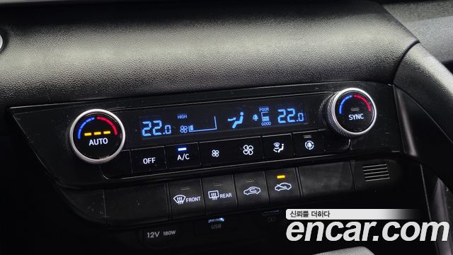 Hyundai AVANTE 2023 — photo 28