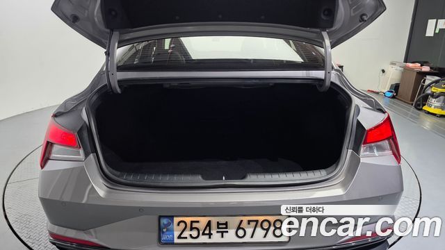Hyundai AVANTE 2023 — photo 30