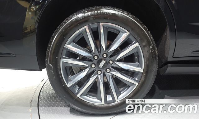 Cadillac Escalade 2023 — photo 5