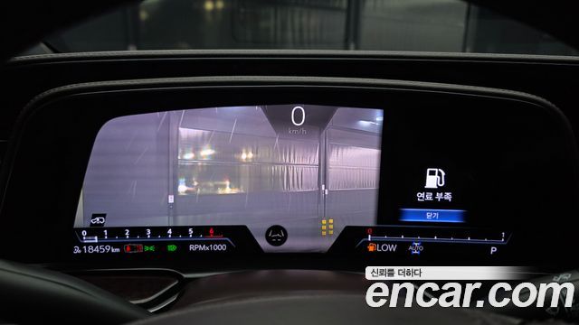 Cadillac Escalade 2023 — photo 11