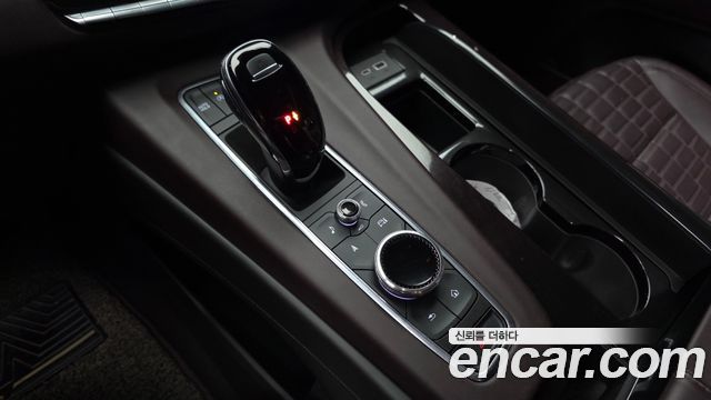 Cadillac Escalade 2023 — photo 12