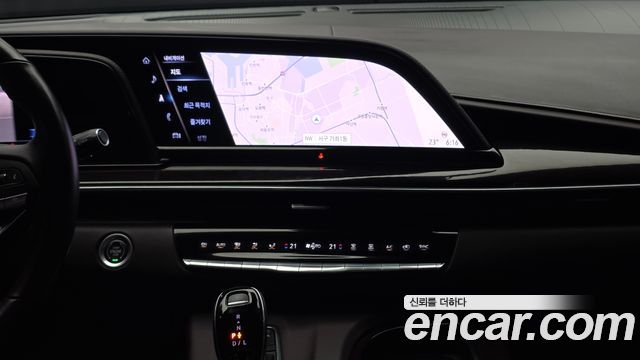 Cadillac Escalade 2023 — photo 21