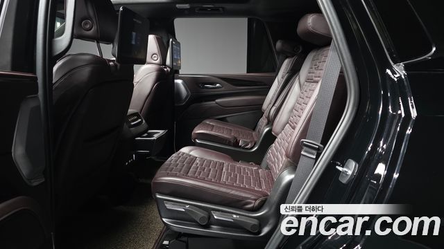 Cadillac Escalade 2023 — photo 16