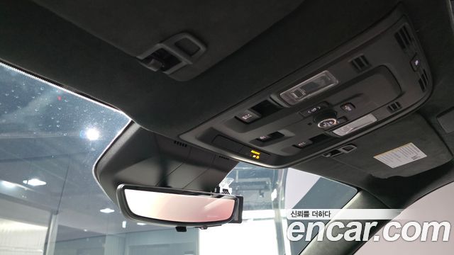 Cadillac Escalade 2023 — photo 29