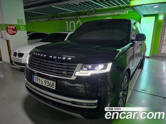 Land Rover Range Rover 2023 — photo 2