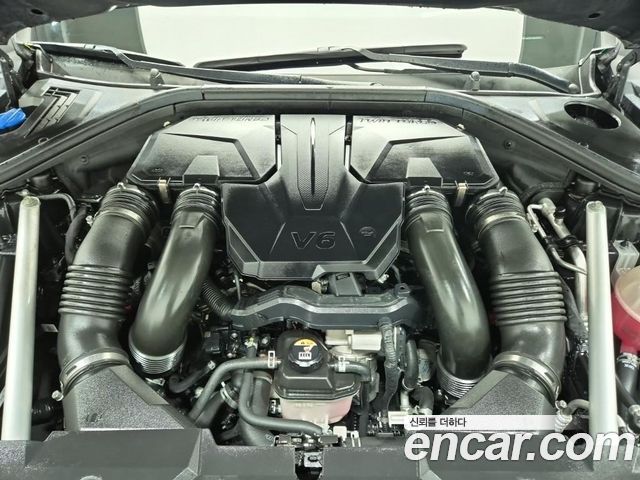 Genesis GV70 2022 — photo 6