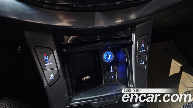Hyundai i40 2012 — photo 26