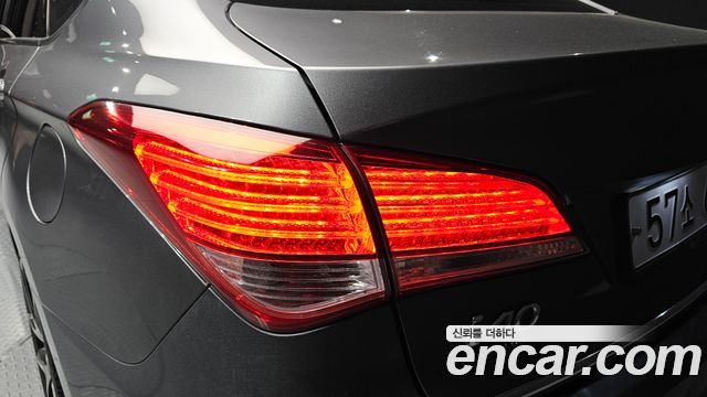 Hyundai i40 2012 — photo 9