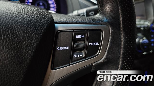 Hyundai i40 2012 — photo 29