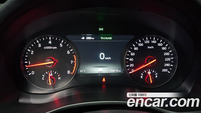 Kia K7 2017 — photo 8