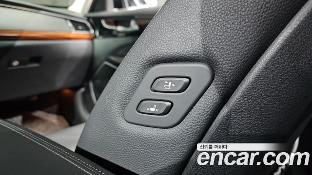 Kia K7 2017 — photo 16