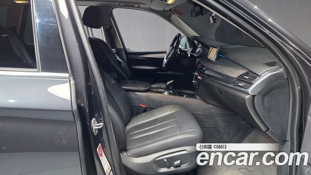BMW X5 2015 — photo 11