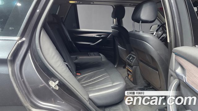 BMW X5 2015 — photo 12