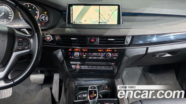 BMW X5 2015 — photo 14