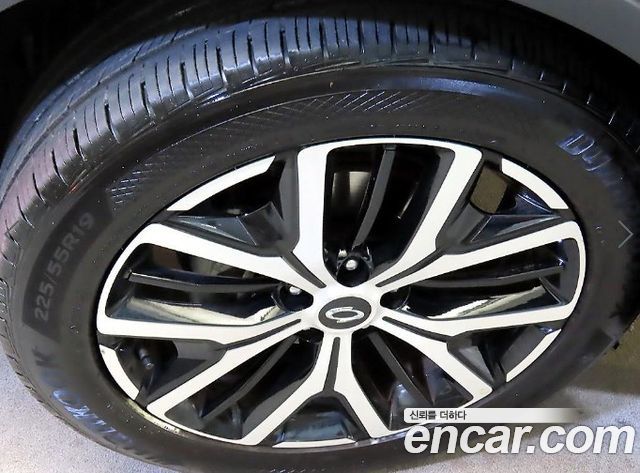Renault Korea QM6 2023 — photo 20