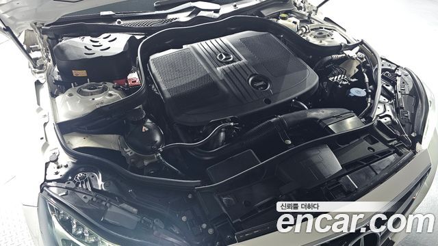 Mercedes-Benz E-Class 2016 — photo 6
