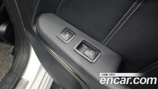 Mercedes-Benz E-Class 2016 — photo 23