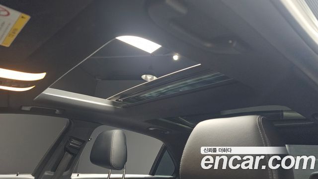 Mercedes-Benz E-Class 2016 — photo 25